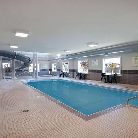 Days Inn & Suites By Wyndham Warman Zewnętrze zdjęcie