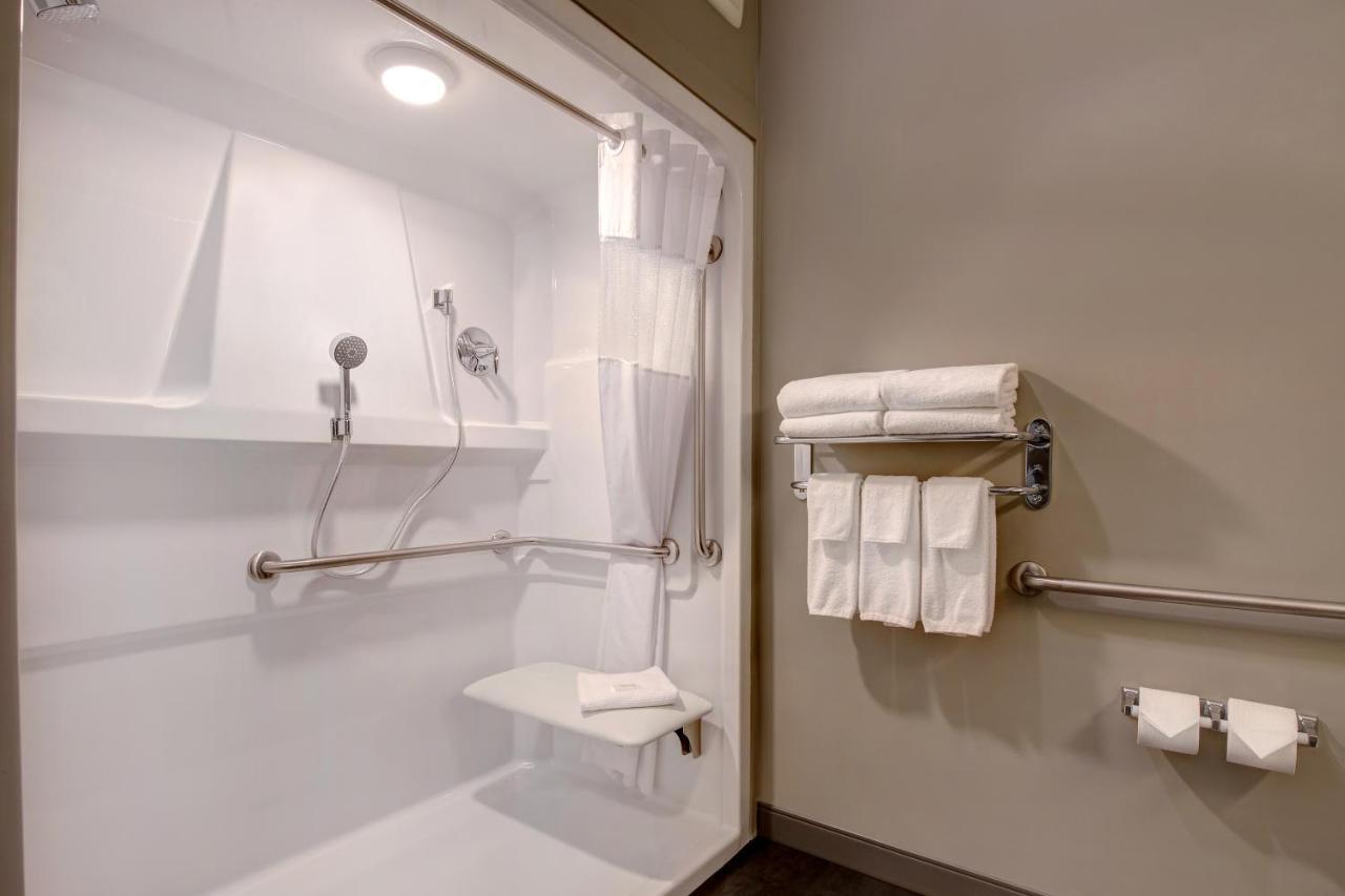 Days Inn & Suites By Wyndham Warman Zewnętrze zdjęcie