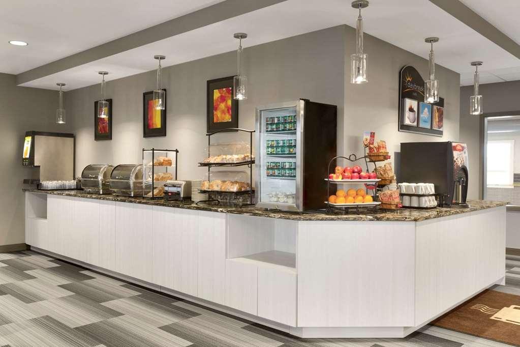 Days Inn & Suites By Wyndham Warman Restauracja zdjęcie